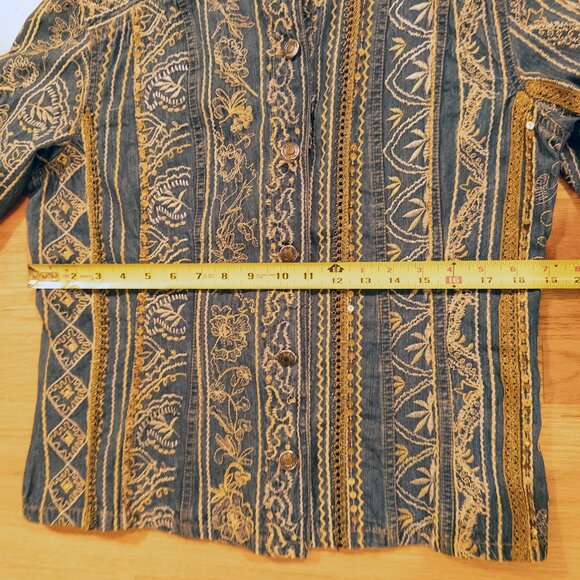 Chico’s Cropped Floral Embroidered & Sequin Denim Jacket Medium Wash - Picture 11 of 13